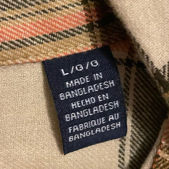 Like New Wrangler Men's Plaid Long SleeveFlannel Shirt size L - Picture 4 of 8